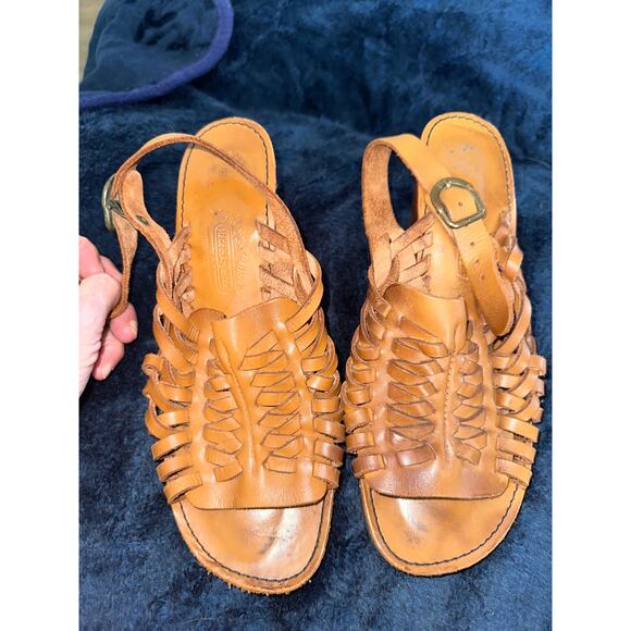 VINTAGE MADE IN ARGENTINA WOVEN LEATHER HUARACHE WEDGE SANDALS 8 - Picture 2 of 6